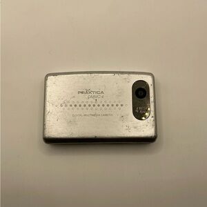 Silver Digital Multimedia Camera for parts not working